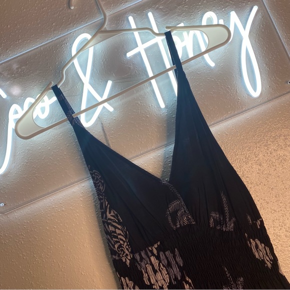 2000’s Dress - Picture 2 of 8